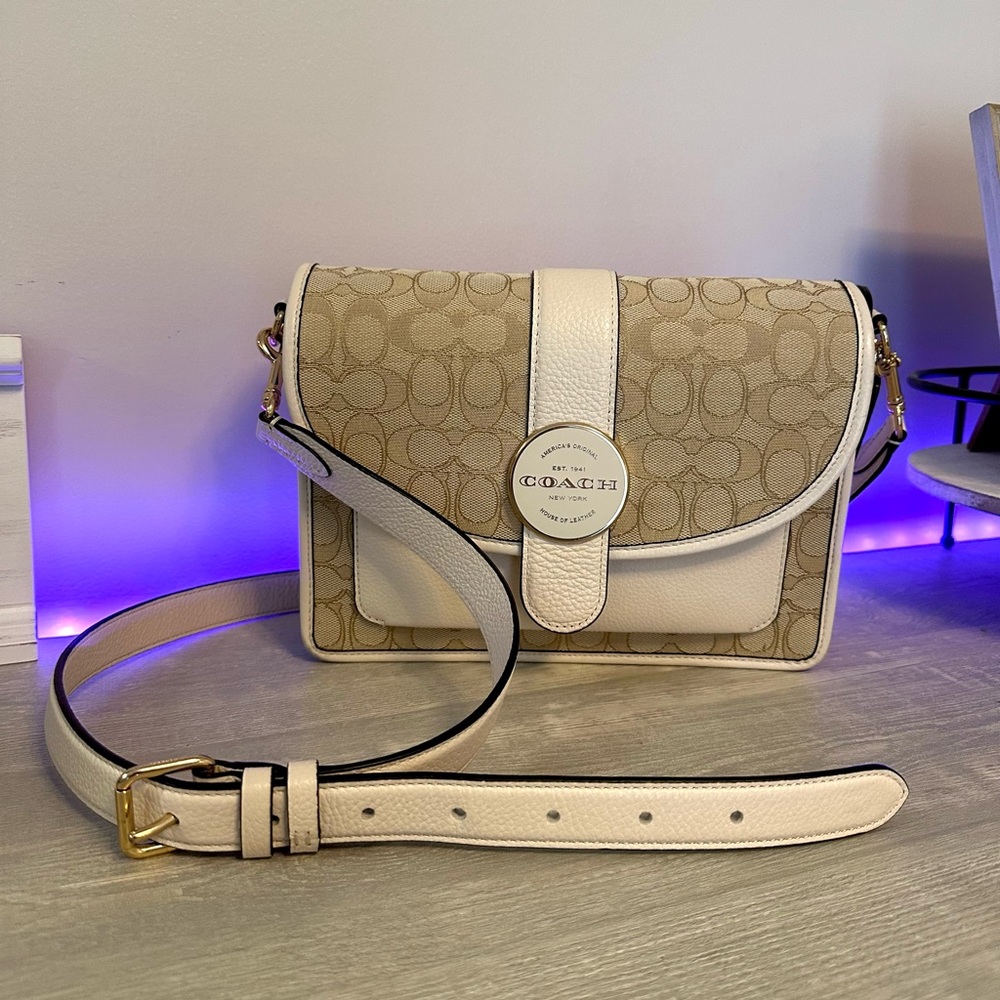 Coach C8307 Lonnie Crossbody In Signature Jacquard In Gold/Light Khaki Chalk